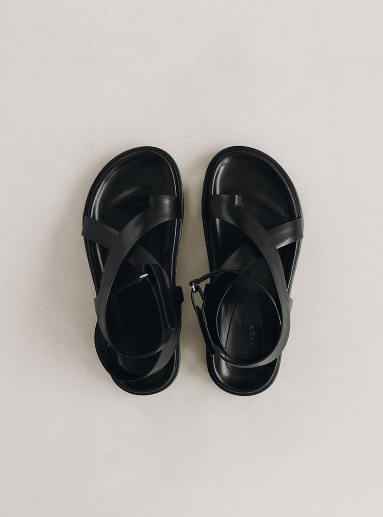 Cove Sandal (Black)