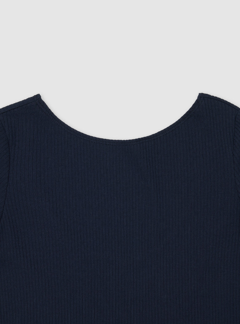Curve Tee