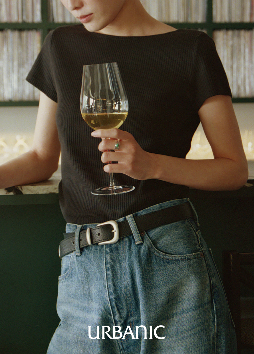 Curve Tee