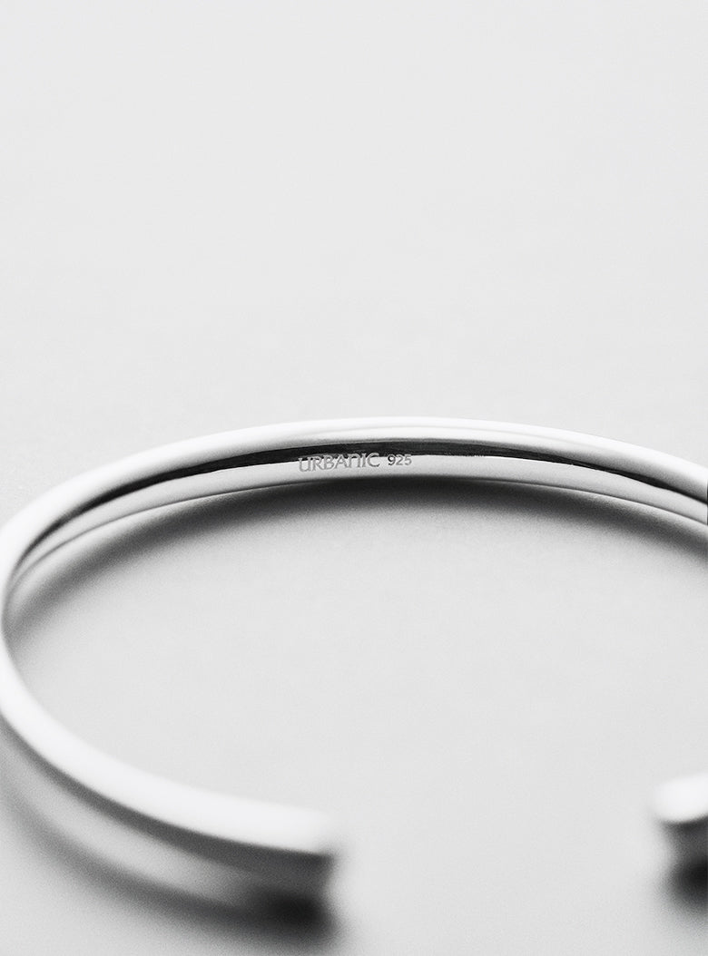 Linea Bangle