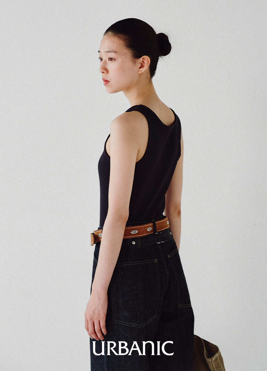 V-neck Sleeveless