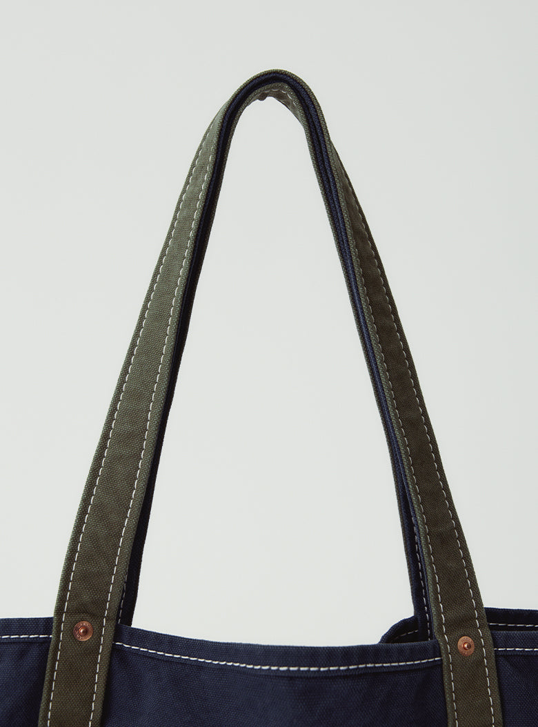 Weathered Shoulder Bag
