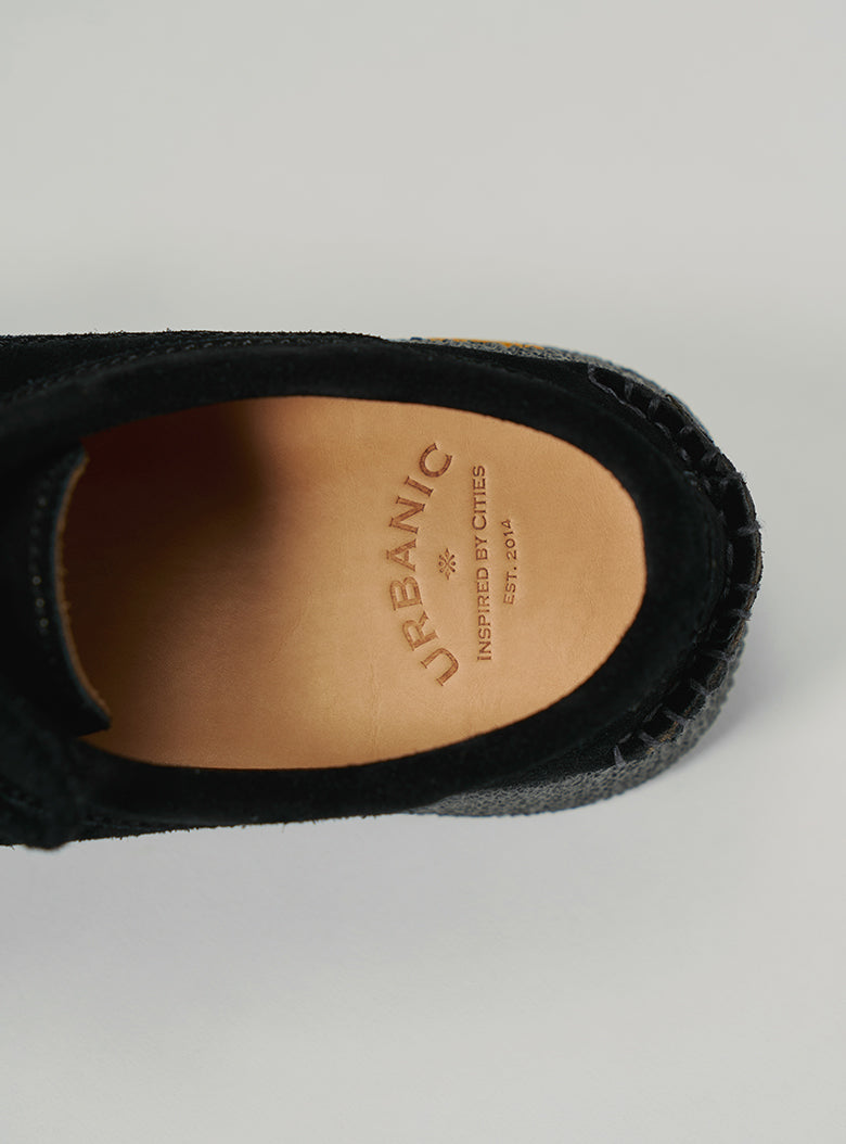 Rustic Moccasin (Black) – URBANIC30
